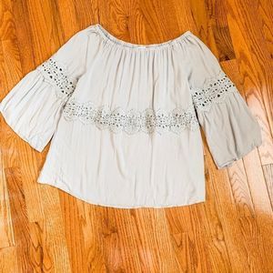 EUC Umgee Sage Off The Shoulder Top Size M